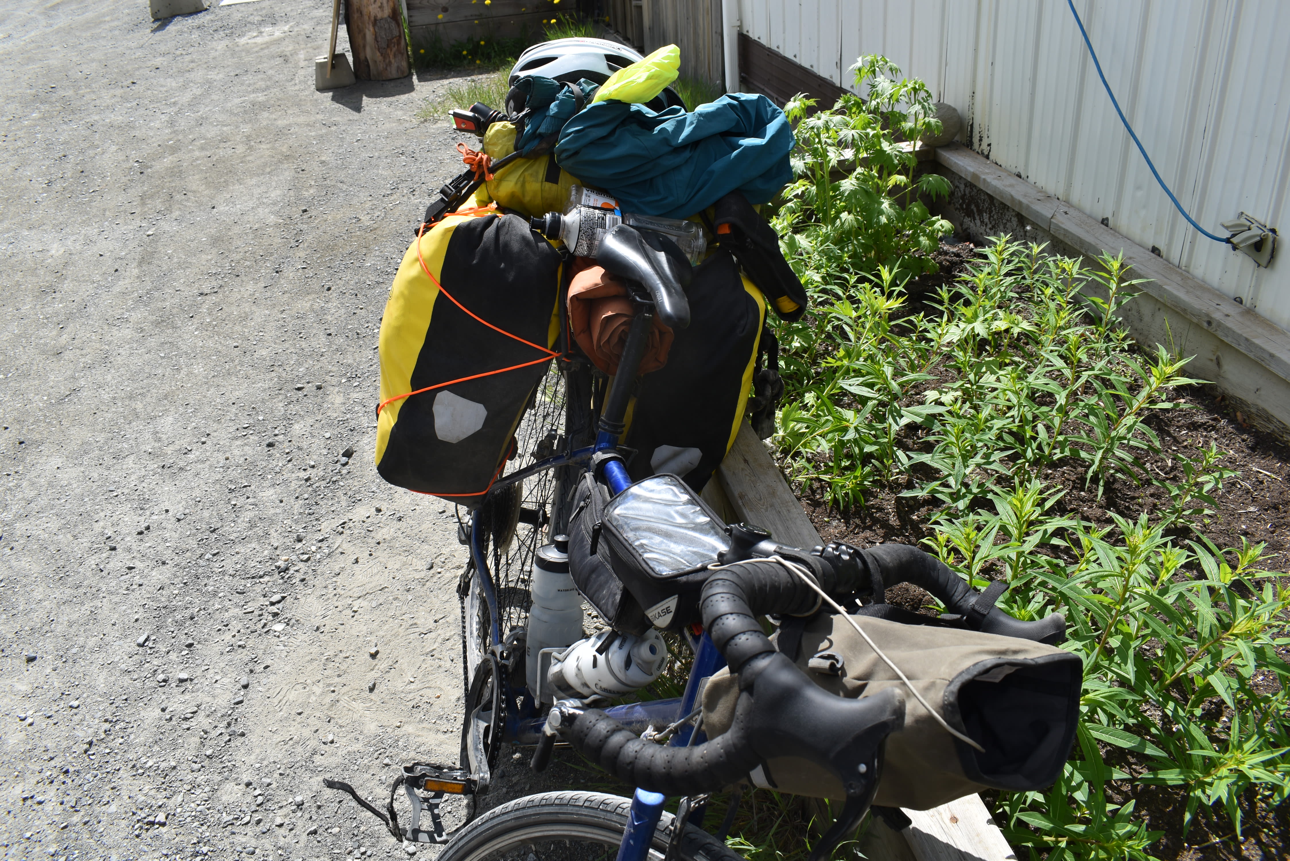 Broken pannier - day 67, somewhere in Canada